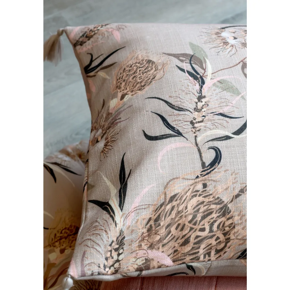 Discount Chic Antique Aix Kissenbezug Blumenmotiv 2 mit Quasten