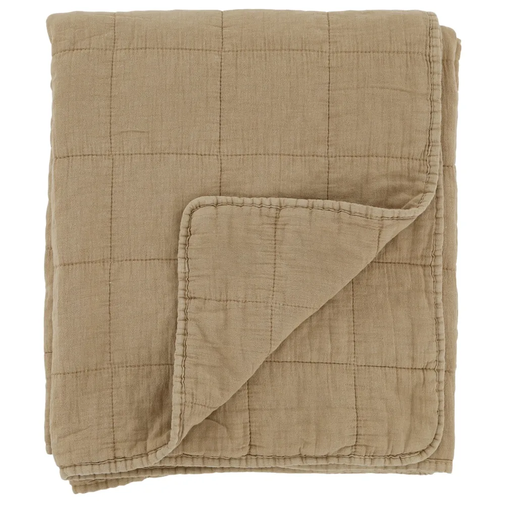 Discount Chic Antique Aix Vintage Quilt