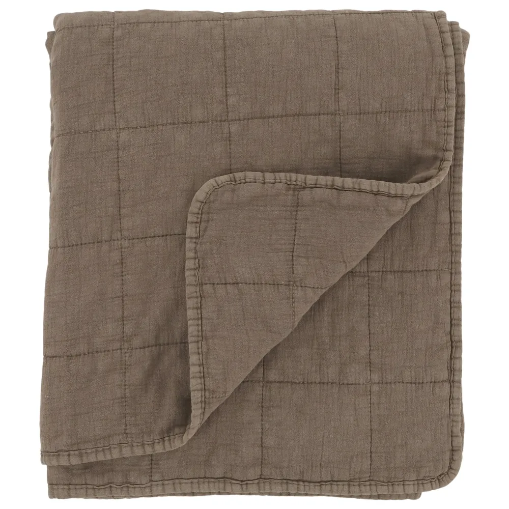 Discount Chic Antique Aix Vintage Quilt