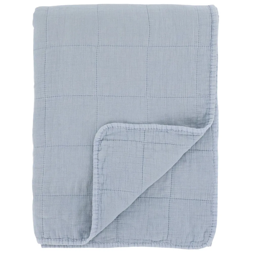 Discount Chic Antique Aix Vintage Quilt