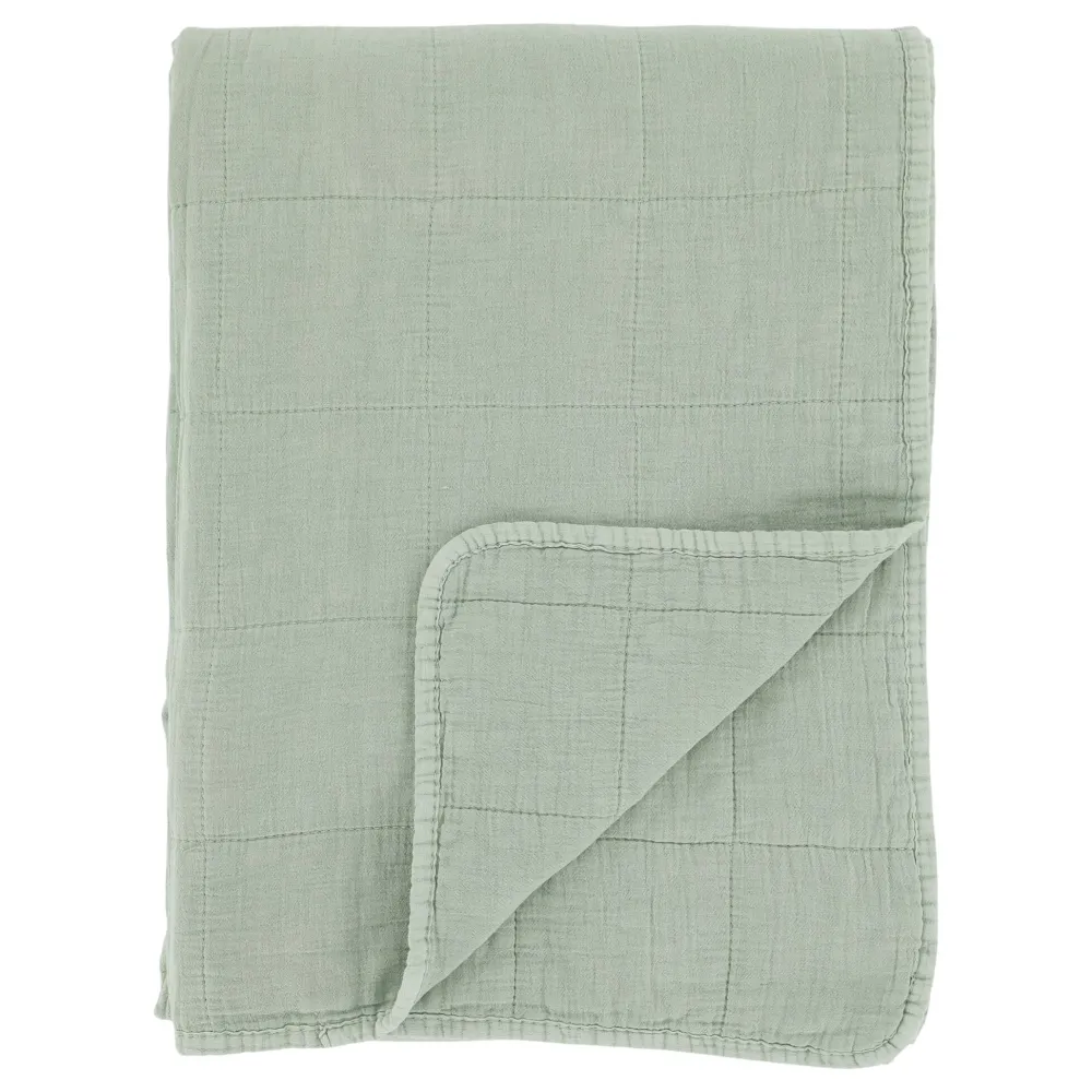 Discount Chic Antique Aix Vintage Quilt
