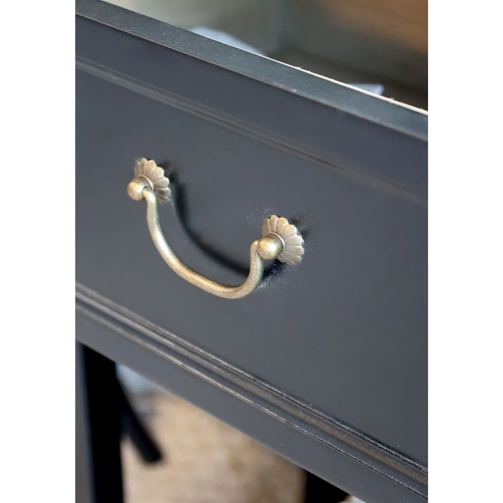 Online Chic Antique Anrichtetisch mit zwei Schubladen