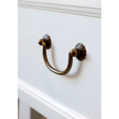 Online Chic Antique Anrichtetisch mit zwei Schubladen