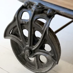 Best Chic Antique Barschrank auf Rädern