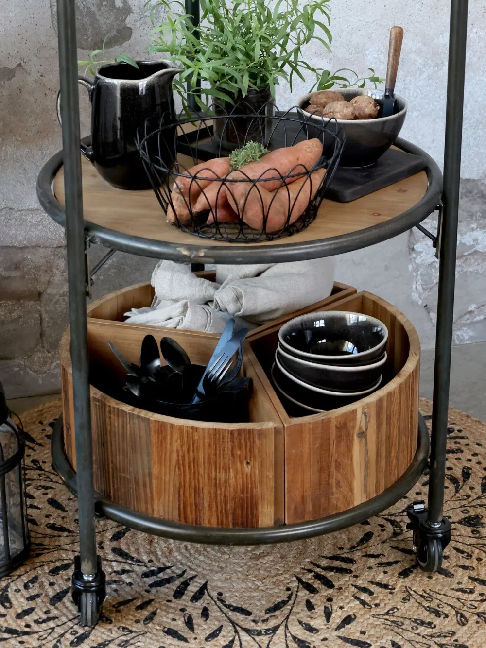 Online Chic Antique Display auf Rädern mit 3 Regalen und 3 Holzkisten