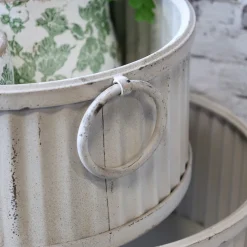 Discount Chic Antique Kasten mit Rillen und Griffen im Set