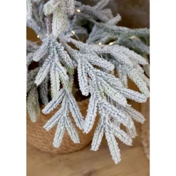 New Chic Antique Künstllicher Tannenbaum mit Schnee & LED inkl. Timer