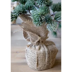 Hot Chic Antique Künstllicher Zedernbaum mit Schnee