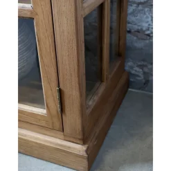 Discount Chic Antique Landhaus Vitrinenschrank Marseille mit 4 Türen und 4 Schubladen