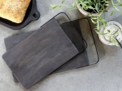 Hot Chic Antique Laon Tapasbrett Mangoholz mit Eisen Henkel