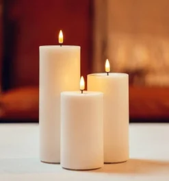 Outlet Deluxe Homeart LED Stumpenkerze Real Flame weiß