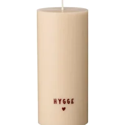 Discount IB Laursen Stumpenkerze mit Hygge Aufschrift
