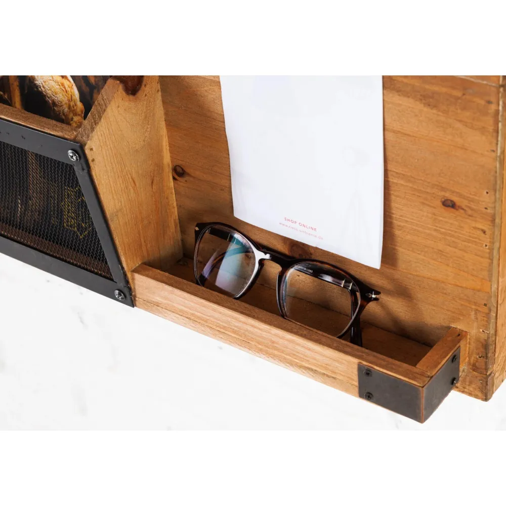 Discount Invicta Wandboard Heritage aus Kiefernholz